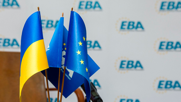 Бізнес розраховує на подальше послаблення валютних обмежень щодо “старих” боргів та дивідендів – ЄБА