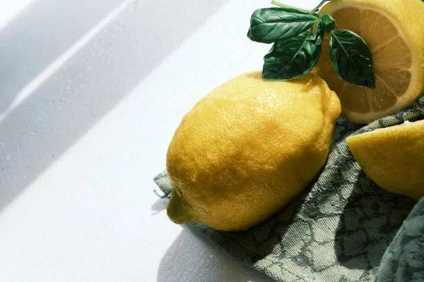 Лимон щодня: вісім перетворень тіла, про які попереджають медики 2 Чим корисний лимон для організму / © pexels.com