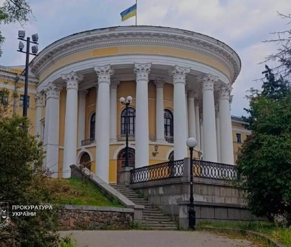 Жовтневий палац знову належить державі