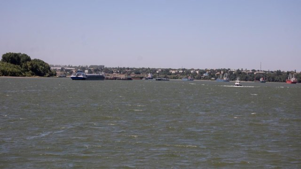 Угорський уряд збудує підводний бар'єр задля підняття рівня води на Дунаї поруч із АЕС "Пакш". 5 Угорський уряд збудує підводний бар'єр задля підняття рівня води на Дунаї поруч із АЕС "Пакш". 3