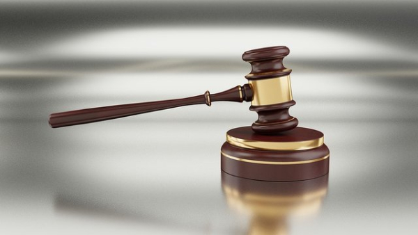 Суд засудив мешканку Києва до 9 років ув’язнення за підрив автомобіля військового.