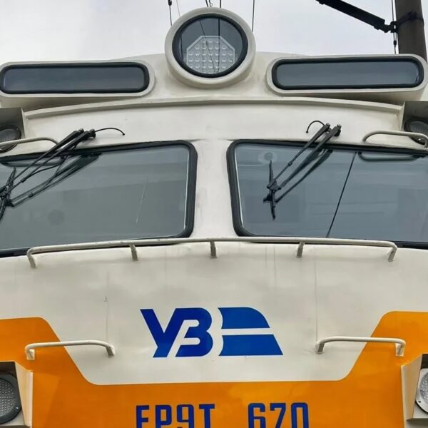 На Миколаївщині ворожий БПЛА влучив у потяг