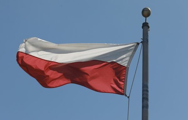 Польща планує провести грандіозний військовий парад, що включатиме понад 300 одиниць техніки та 60 літальних апаратів.