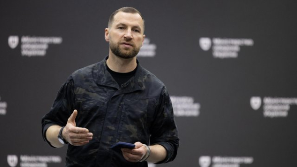 Бачення війни та стратегія її завершення повинні доноситися до командирів і підрозділів, що перебувають на передовій – Хмара