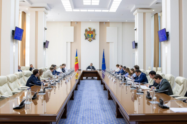 Надмірне використання води в Молдові обмежено через посушливий період.