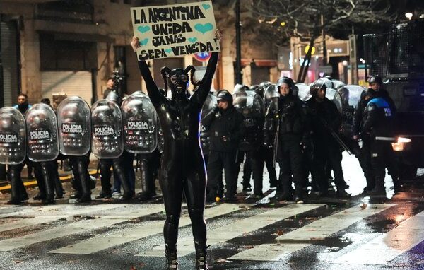У Аргентині проходять протести проти закону про приватну власність