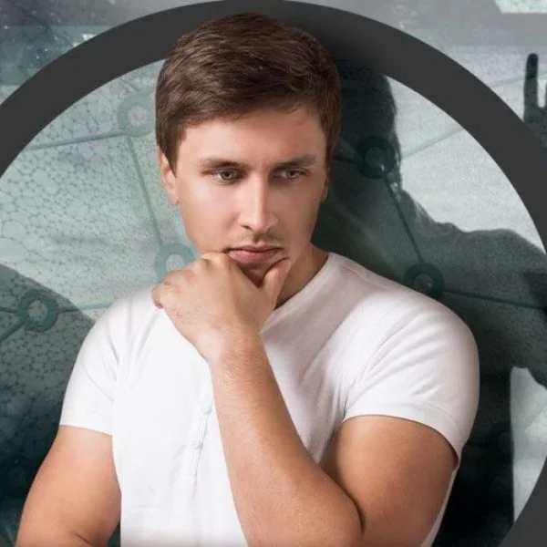 Нарциси часто зображують себе в ролі потерпілих: фахівці з психології розкривають, як виявити обман