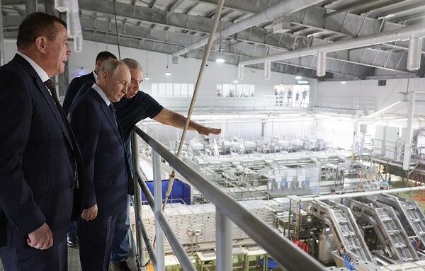 Путін на Курильських островах: Токіо висловив “сильний протест” і викликав російського посла