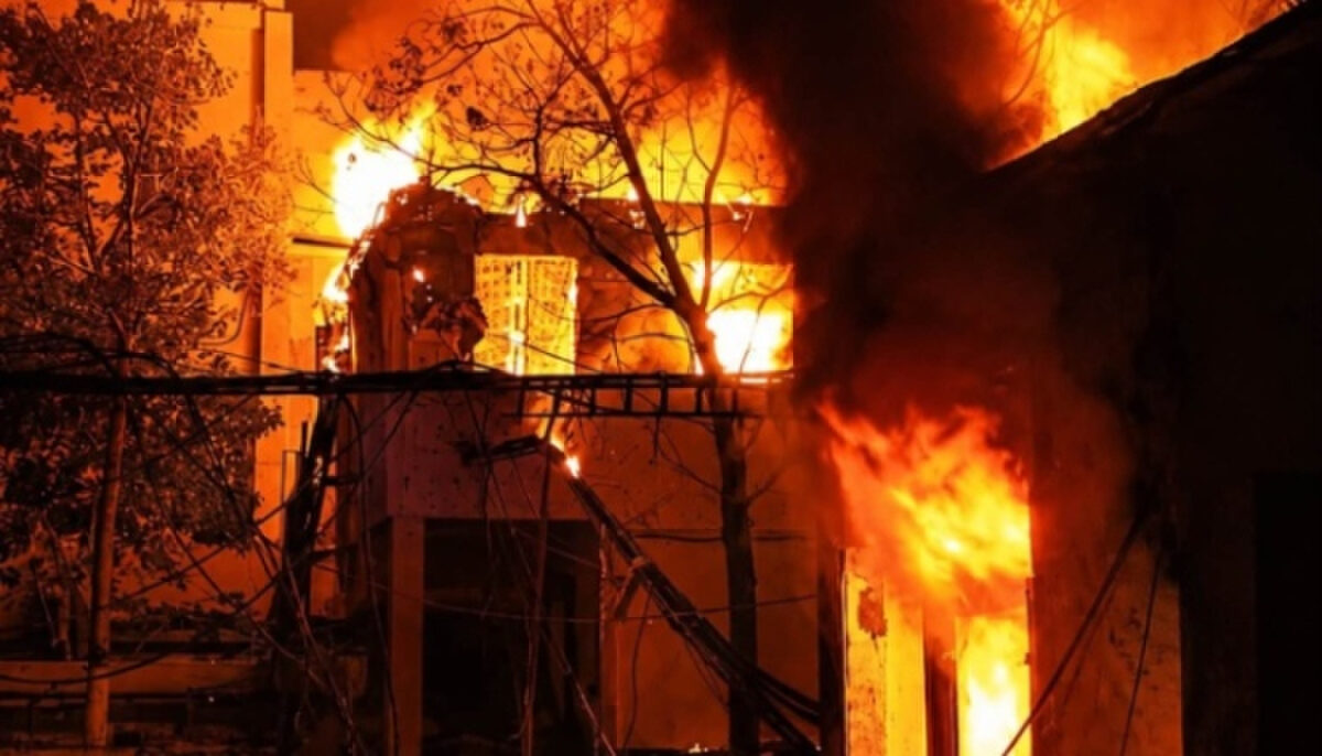 На Одещині нічна атака безпілотників завдала шкоди фабриці з виробництва взуття 11