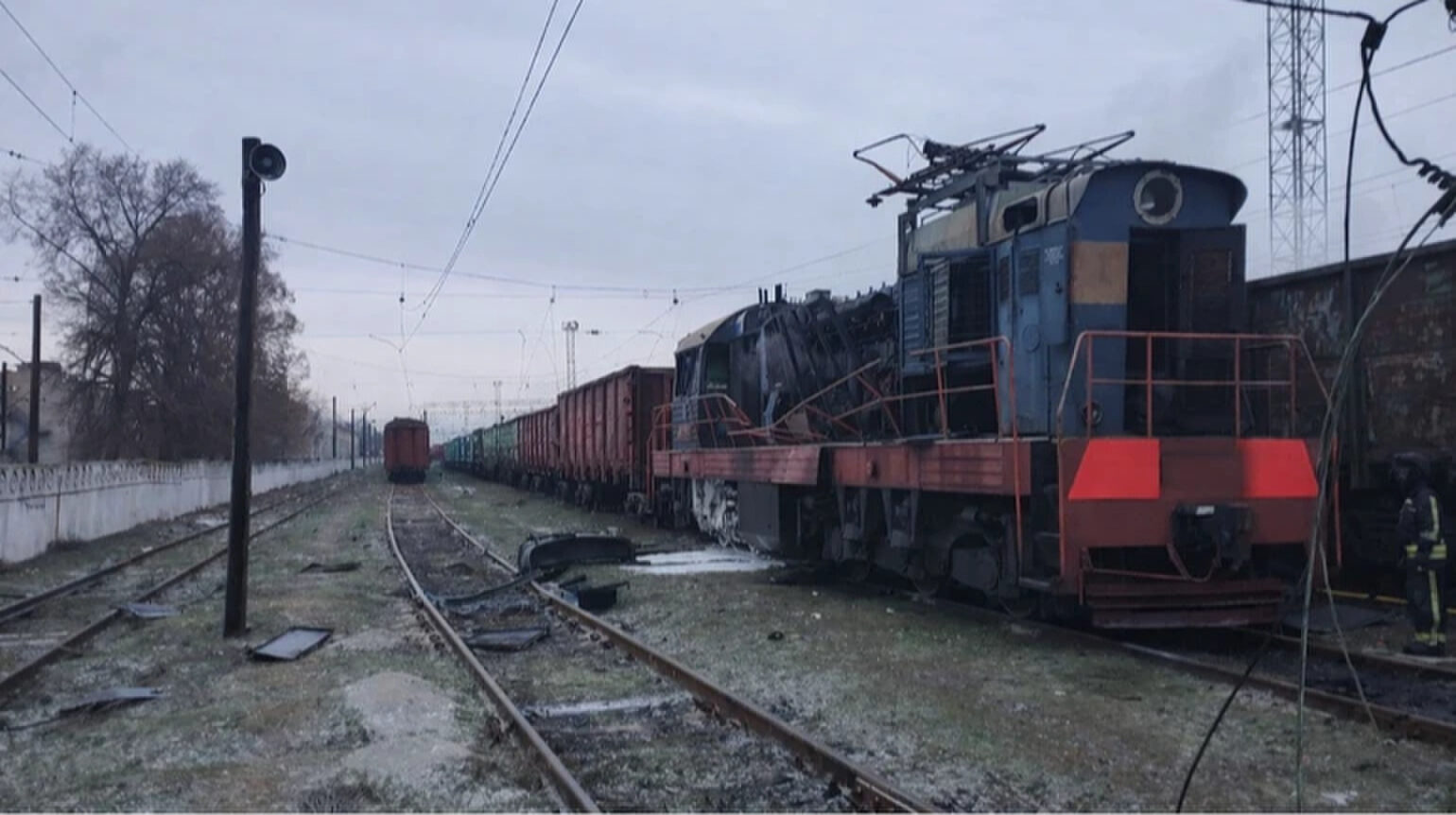 Укрзалізниця: 492 локомотиви постраждали від дій росіян з початку конфлікту 2