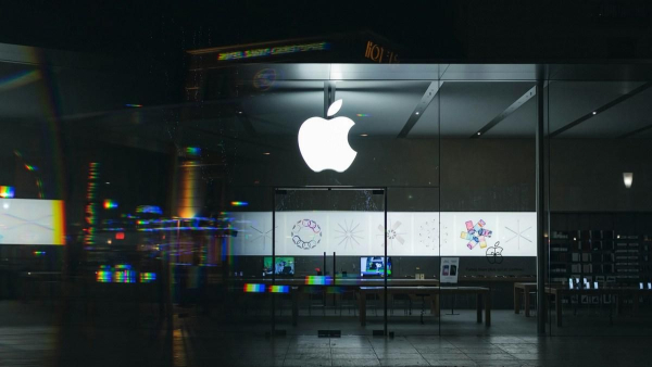 Змінна діафрагма та оптичний зум: що Apple готує для камер iPhone 18 Pro