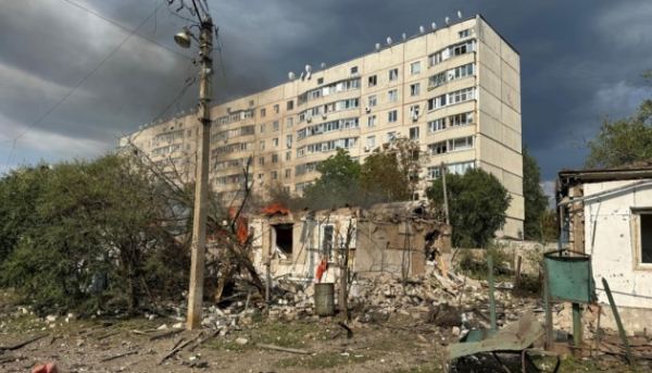У Балаклії внаслідок повторних ворожих атак поранено одну людину, є пошкодження.