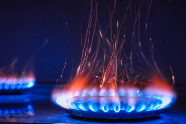 Газ по 7,96 гривень не подорожчає до квітня: хто отримає 100% компенсації за опалення