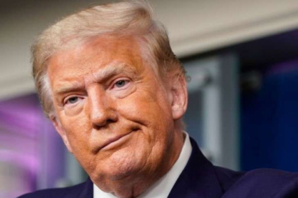 Рейтинг одобрения Трампа достиг самой низкой отметки за весь период его правления