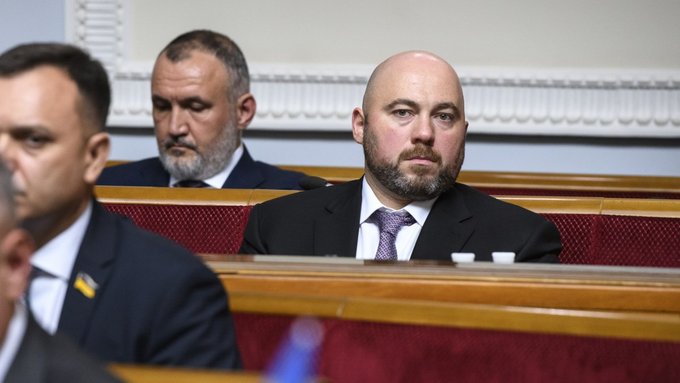 Вадиму Столару, підприємцю, заочно інкримінують підозру — джерела 7