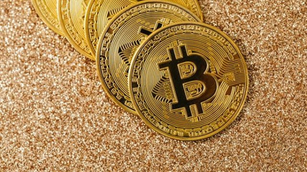 Біткойн сягнув найвищої позначки з березня, ціна перевищила 68 500 доларів