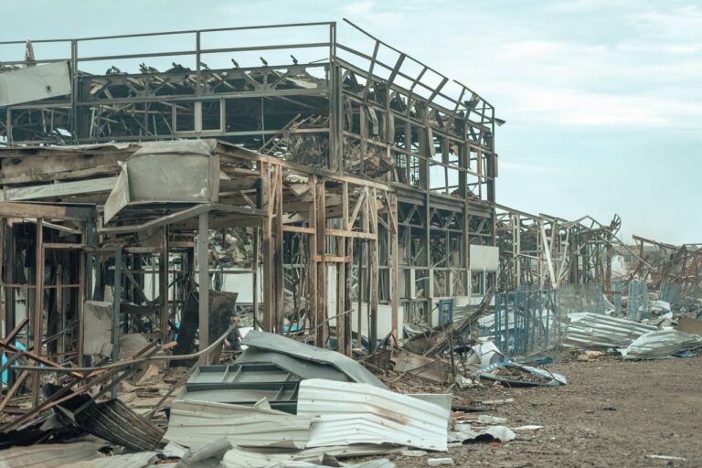 У Милі на Київщині внаслідок нападу росіян загинули 38 осіб. 3