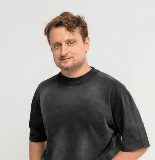 Astute залучила інвестиції від Flyer One Ventures: успішний seed-раунд для B2B-платформи 4