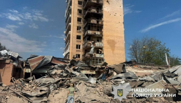 Внаслідок авіаудару РФ у Краматорську кількість постраждалих сягнула 24: поліція оприлюднила кадри&hellip;