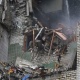 14/15: У Харкові ворожа «Бандероль» влучила у житловий будинок / Фото: В'ячеслав Мадієвський, Укрінформ Кількість постраждалих у Харкові після ранкового удару сягнула 21, двоє загинули. 34