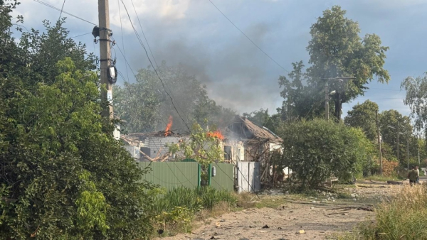 У Балаклії внаслідок повторних ворожих атак поранено одну людину, є пошкодження. 6 У Балаклії внаслідок повторних ворожих атак поранено одну людину, є пошкодження. 6