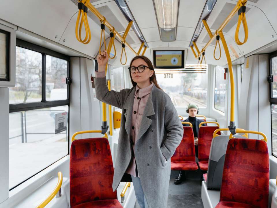 Звернення проти збільшення вартості проїзду за кілька годин набрало потрібну кількість голосів 5 Фото до статті
