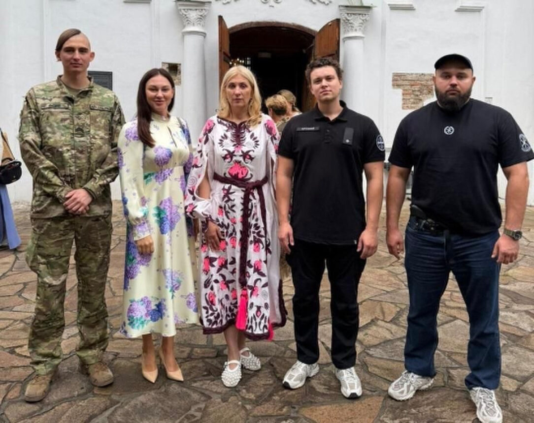 Благодійні фонди молодіжних ініціатив "Надія" та Християнський корпус взяли участь у спільній молитві за тих, хто зник безвісти, та за військовополонених. 17 Благодійні фонди молодіжних ініціатив "Надія" та Християнський корпус взяли участь у спільній молитві за тих, хто зник безвісти, та за військовополонених. 7