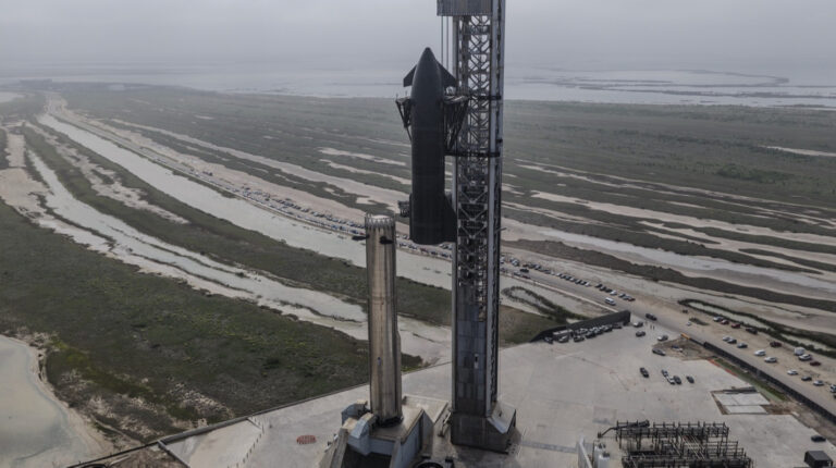 SpaceX: Новий космічний порт вартістю 100 мільярдів доларів для Starship, що передбачає понад 30 стартів щоденно. 12
