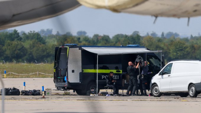 Безпілотник в аеропорту Лейпцига пов'язаний з російською розвідкою, повідомляє ABC News 9 Безпілотник в аеропорту Лейпцига пов'язаний з російською розвідкою, повідомляє ABC News 9