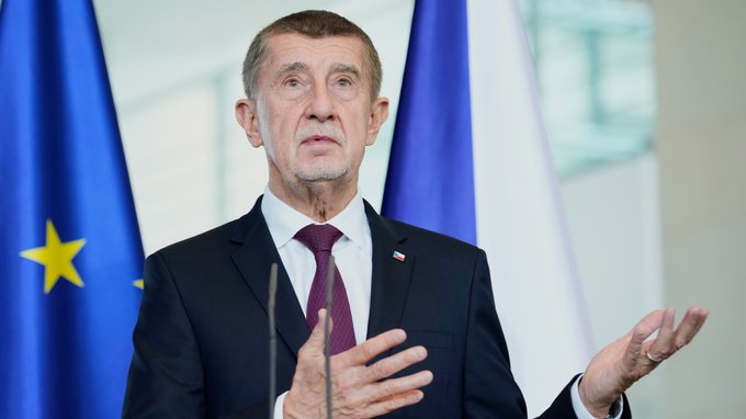 Чехія посилить заходи безпеки в аеропортах після інциденту з безпілотником у Німеччині, заявив прем'єр-міністр країни. 2