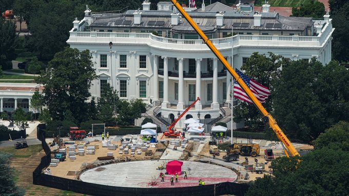 Вищий суд Америки призупинив зведення бальної зали Трампа на землях Білого дому. 2