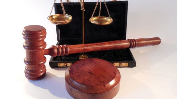 Російського військового засудили до десяти років позбавлення волі за захоплення цивільної особи під час повторного наступу на Куп'янськ. 4