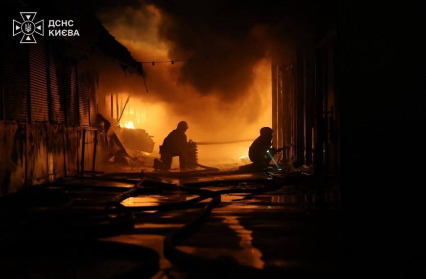 Ексклюзивні новини України 52 Як відновити книжковий ринок “Петрівка” після знищення його…