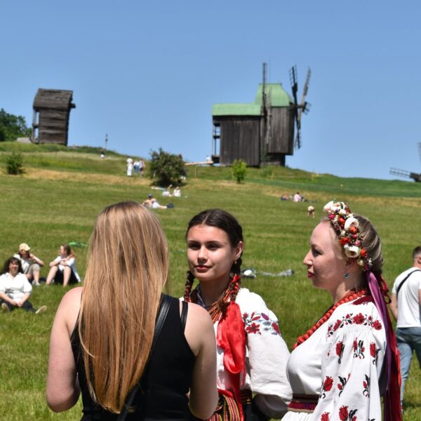 Київ запрошують на святкування Дня Прапора з українськими ремеслами, музикою та ярмарком