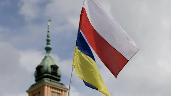 Депортація українців, корупційні скандали з держдопомогою, нові розкопки. Головні новини Польщі за тиждень 8