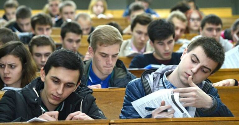 Міністерство освіти та науки посилить перевірки фактичного навчання студентів старше 25 років. 3