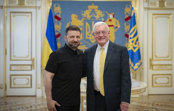 Зеленський провів зустріч із Келлогом у Києві