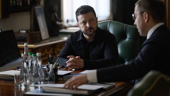 Президент Зеленський закликав Кабінет Міністрів збільшити обсяг програм, спрямованих на забезпечення доступним житлом молодих громадян. 16