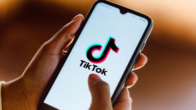 TikTok сплатить уряду Сполучених Штатів 400 мільйонів доларів за недотримання законодавства щодо безпеки дітей. 2
