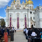 В Києві пройшла урочиста церемонія за участю держави та церкви, присвячена 975-річчю Києво-Печерської лаври. 26 В Києві пройшла урочиста церемонія за участю держави та церкви, присвячена 975-річчю Києво-Печерської лаври. 22