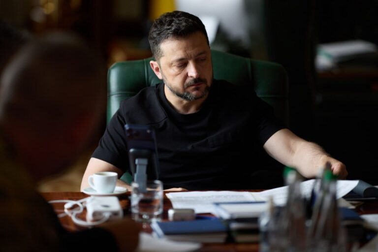Норвегія запропонувала підтримку Україні у постачанні протиповітряних оборонних систем — Зеленський 13