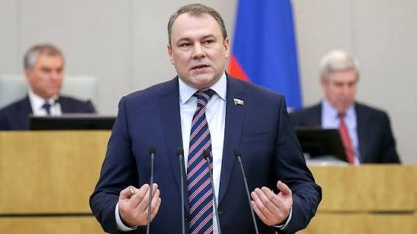 Заступник голови Державної думи Росії запропонував завдати ударів по українських населених пунктах, щоб зламати дух народу. 38