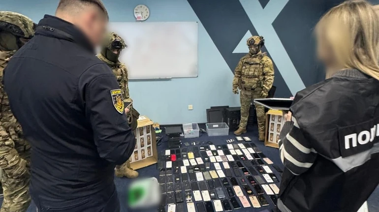 Правоохоронні органи затримали керівника фінансової мережі Money 24/7 2