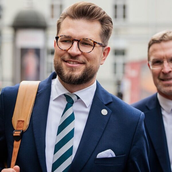Глава литовського енергетичного відомства переночував у сховищі через масштабний напад Росії на Київ