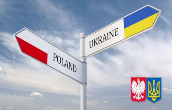 «Не місце в Україні»: польському екскурсоводу з українофобськими поглядами вимагають заборонити в’їзд