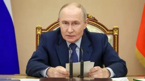 Володимир Путін під час засідання уряду