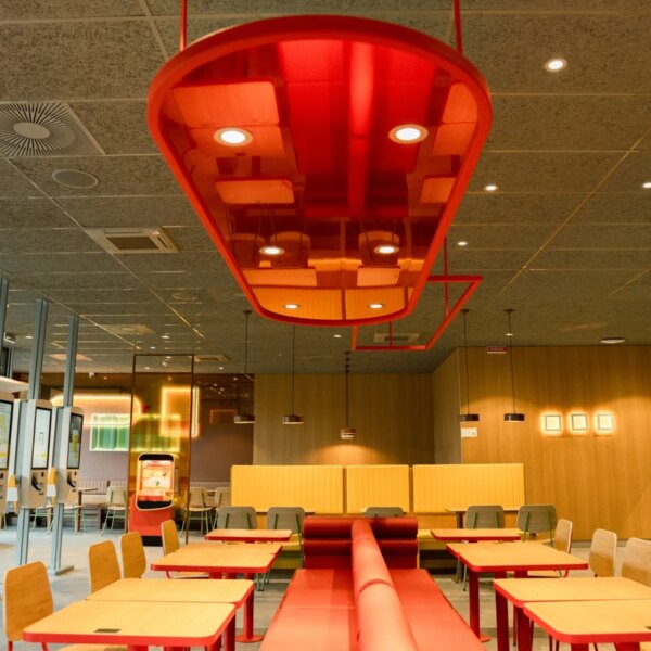 McDonald’s запалив двері в Буковелі