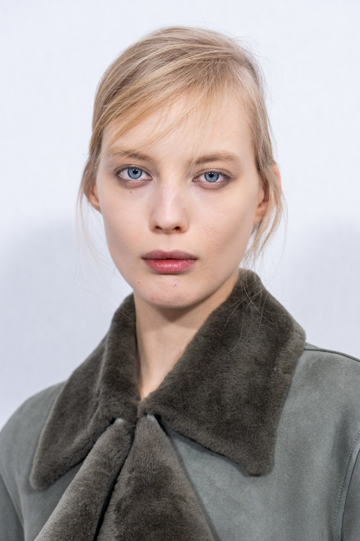 Зворушливий шик: осінній тренд макіяжу від Dior, Lanvin, Prada та Gucci3