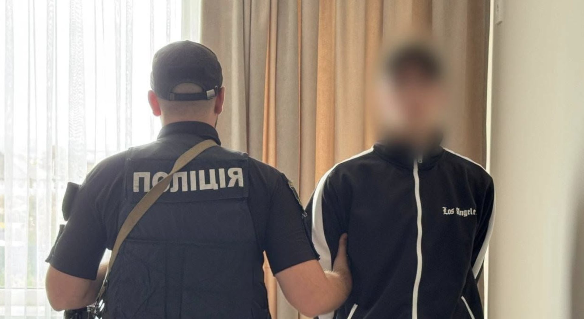 Жорстоке вбивство на Закарпатті: 18-річний син позбавив життя матір 3