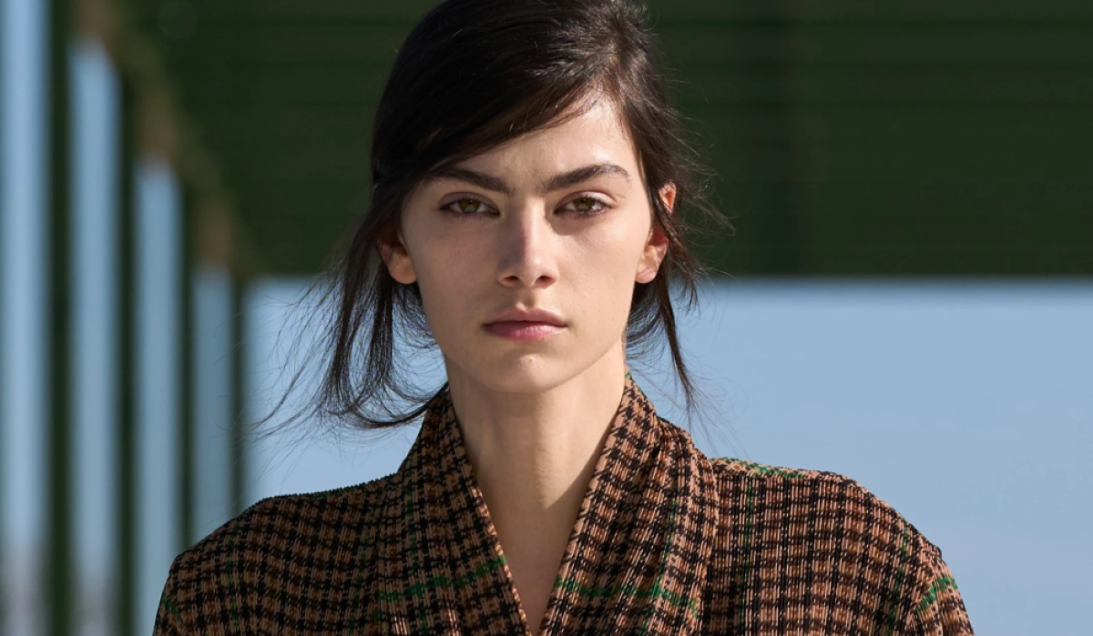 Зворушливий шик: осінній тренд макіяжу від Dior, Lanvin, Prada та Gucci2